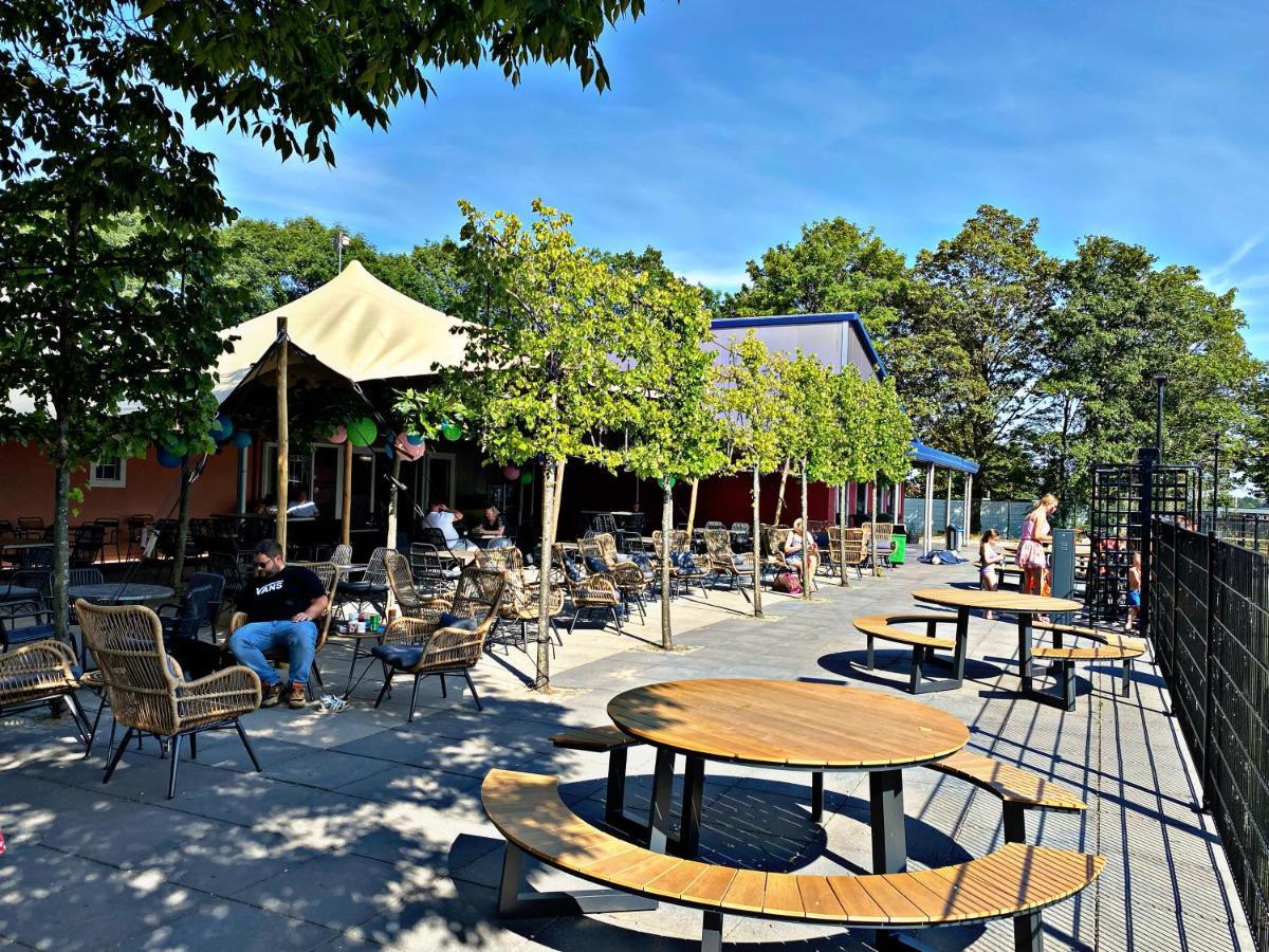 Ferienhaus Luxchalet #Vaju Lathum# Am See, Strand, Pool, Nationalpark Eksteriør bilde
